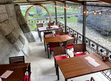 ukraine/yaremche/restaurant/u-yakova