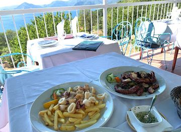 montenegro/montenegrin-littoral/restaurant/pastrovica-dvori