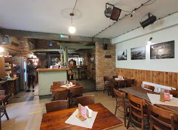 poland/szczecin-lagoon/restaurant/browar-stara-komenda