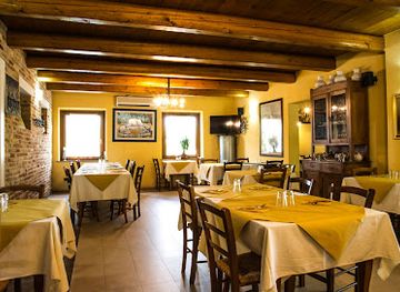 italy/marche/restaurant/farmhouse-la-maddalena