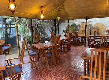 ethiopia/addis-ababa/bole/restaurant/aladdin-restaurant