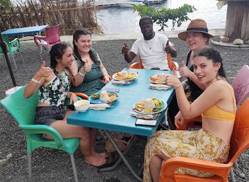 saint-lucia/pitons/restaurant/the-container-bar-n-grill