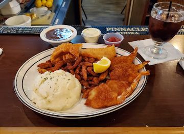 pennsylvania/lake-erie/restaurant/pittsburgh-inn