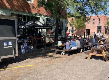 colorado/pueblo/restaurant/the-hungry-buffalo