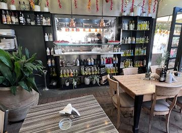 italy/pompeii/villa-of-the-mysteries/restaurant/hortus-pompei-restaurant-garden-bar