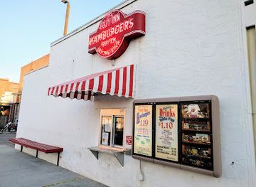 kansas/sappa-park/restaurant/the-cozy-inn