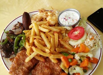 kenya/lake-nakuru-national-park/restaurant/tipsy-restaurant