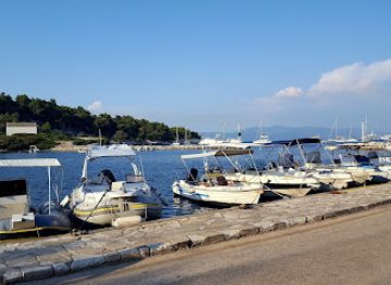 greece/paxos/restaurant/blue-grotto