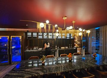 florida/orlando/restaurant/foreigner-restaurant