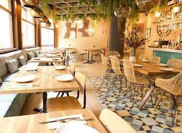 spain/barcelona/el-born/restaurant/mimo-s-born