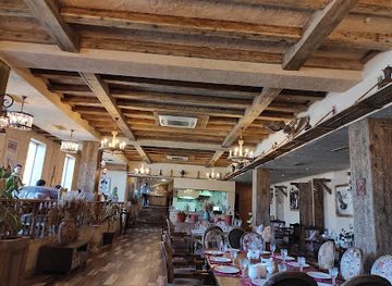 kyrgyzstan/bishkek/restaurant/pishpek