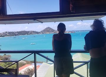 saint-vincent-and-the-grenadines/canouan/restaurant/ocean-heights-bar-grill