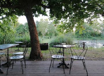 france/marais-poitevin/restaurant/les-etangs-de-julie