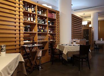spain/seville/restaurant/abantal