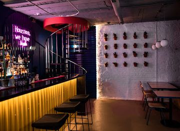 ukraine/lviv/restaurant/c-c-taqueria