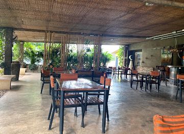 ghana/tamale/restaurant/wooden-bakery-coffee-shop-bar-and-restaurant