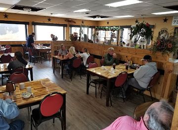 wyoming/platte-county/restaurant/western-sky-s-family-diner