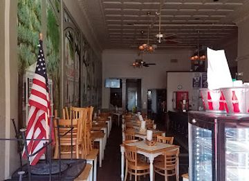 alabama/mobile/dauphin-street/restaurant/mama-s-on-dauphin