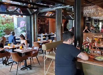 canada/montreal/griffintown/restaurant/restaurant-grinder