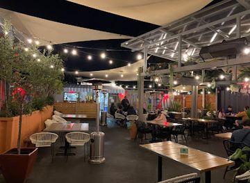 california/oakland/jack-london-square/restaurant/nido-s-backyard