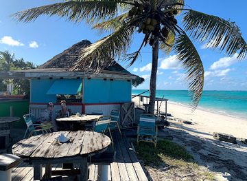 turks-and-caicos-islands/north-caicos/restaurant/baracuda-beach-bar-and-grill