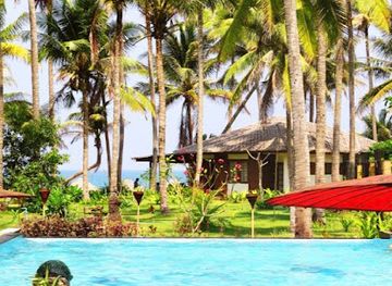 myanmar-burma/ngwe-saung-beach/restaurant/emerald-sea-resort-ngwe-saung-beach
