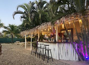 belize/vaca-plateau/restaurant/cocogardens