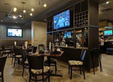 minnesota/north-shore/restaurant/lyric-kitchen-bar