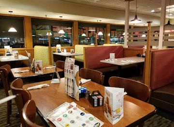 iowa/burlington/restaurant/perkins-restaurant-bakery