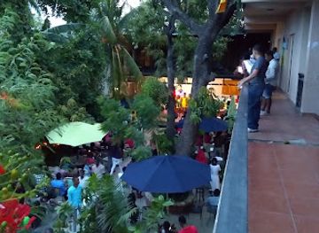 haiti/les-cayes/restaurant/cafe-d-val