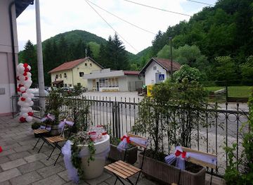 croatia/zumberak-mountains/restaurant/vilinske-jame