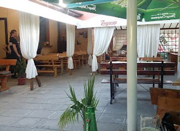 bulgaria/shumen/restaurant/yunak