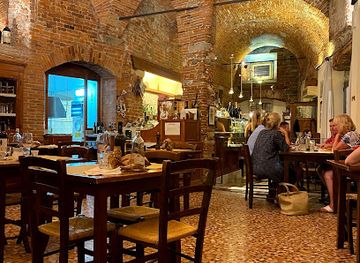 italy/lucca/restaurant/osteria-baralla