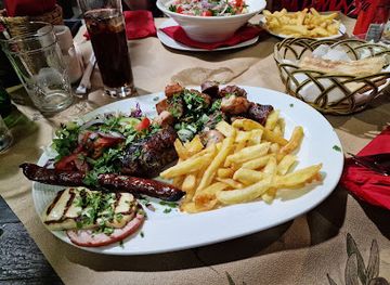 cyprus/avakas-gorge/restaurant/geitonia-traditional-kebab-house-peyia