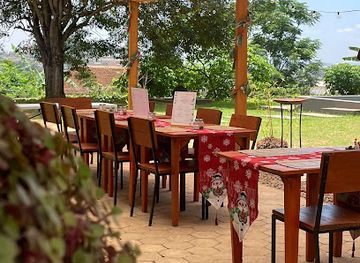 madagascar/alaotra-mangoro/restaurant/adaoro