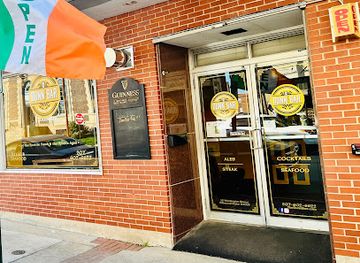 maine/biddeford/restaurant/the-dunn-bar