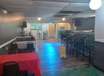 virginia/petersburg/restaurant/ernestine-s-table-restaurant