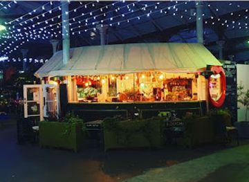 jersey/la-corbiere-lighthouse/restaurant/la-bouche