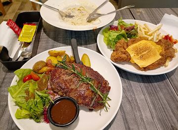 singapore/north-region/restaurant/the-grumpy-bear-thomson-plaza