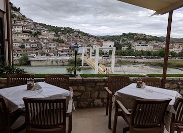 albania/berat/restaurant/antigoni