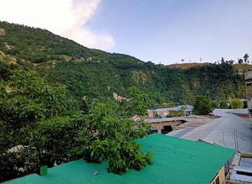 pakistan/kalash-valley/restaurant/hotel-al-manzar-dir