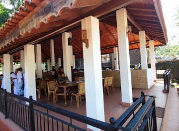 sri-lanka/matale-district/restaurant/hela-bojun-hala