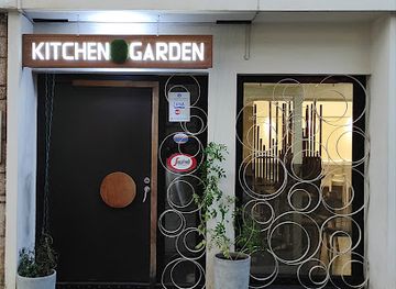 madagascar/antananarivo/isoraka/restaurant/kitchen-garden-cafe