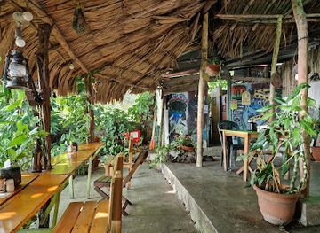 guatemala/tikal/restaurant/cool-beans