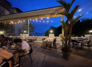 panama/panama-city/restaurant/cascomar