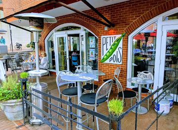 virginia/charlottesville/restaurant/petit-pois-restaurant