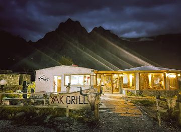 pakistan/northern-areas/restaurant/yak-grill