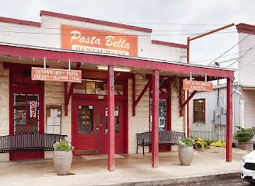 texas/enchanted-rock-state-natural-area/restaurant/pasta-bella-restaurant