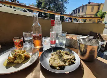Η στάση (συνεργατικόν καφενείον)