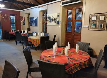 dominica/saint-andrew/restaurant/the-great-old-house